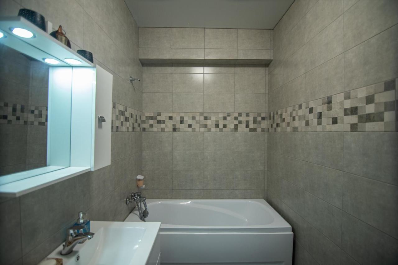 Appartamento Apartament Mony- Mamaia Nord Năvodari Esterno foto